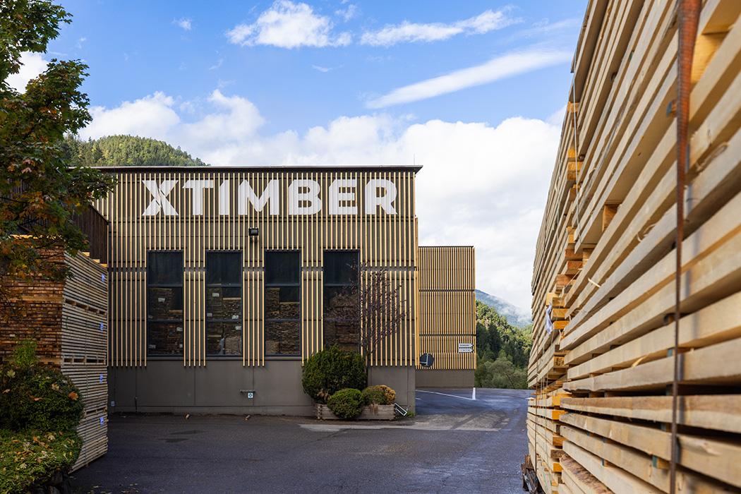 Quando il fotovoltaico sfida l’ombra: il caso X Timber